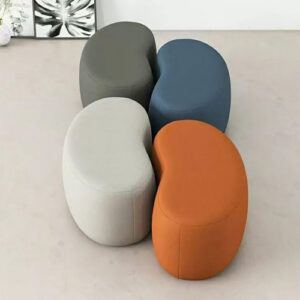 Poufs style curve blob ottoman en cuir (25000fr/pièce)